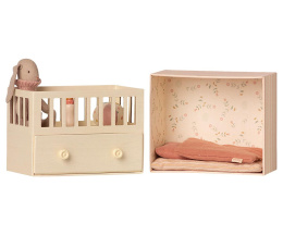 Maileg Króliczek w łóżeczku róż - Baby room Micro bunny