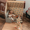 Maileg Metalowa walizka świąteczna HOLLY - Akcesoria dla lalek