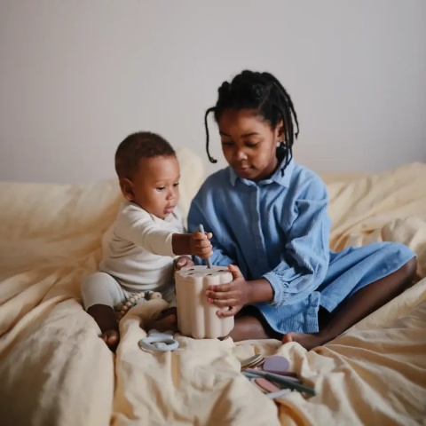 Mushie Sorter monet i patyczków