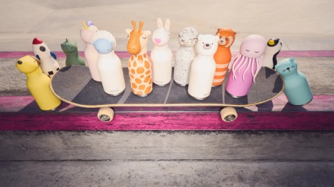 Asobu Butelka termiczna ze słomką Bestie | Meduza Różowa 460 ml