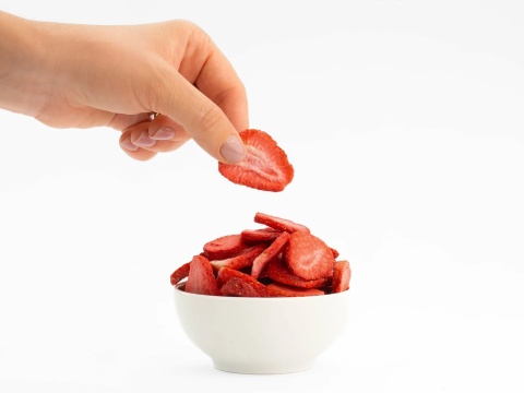 Mixit Chrupiące owoce do kieszeni | Truskawka (13g)