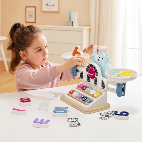 Topbright Hungry Teddy Bear Scale for children 36 months+