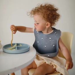Mushie Silicone Suction Plate | Powder Blue