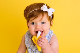 Baby Banana Szczoteczka Treningowa - żółta